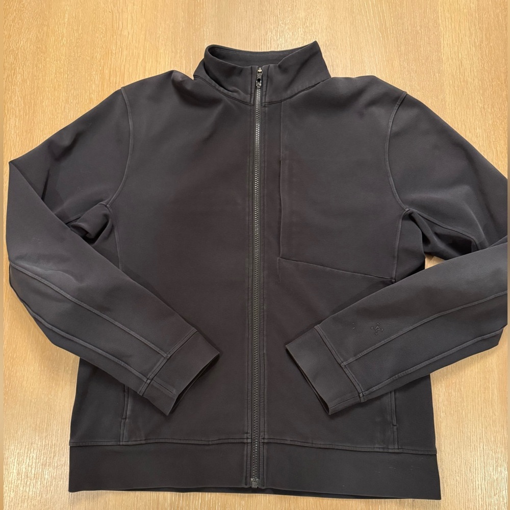 Men’s Medium Lululemon black jacket